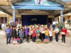 Đoàn thiện nguyện chùa Phú An trao quà